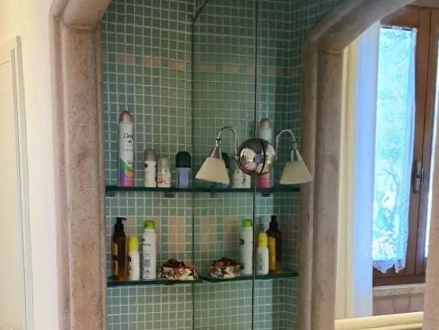 Immagine 5 di Villa in vendita  a Gaiole In Chianti