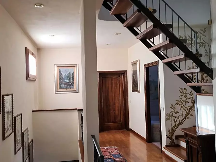 Immagine 15 di Villa in vendita  a Gaiole In Chianti