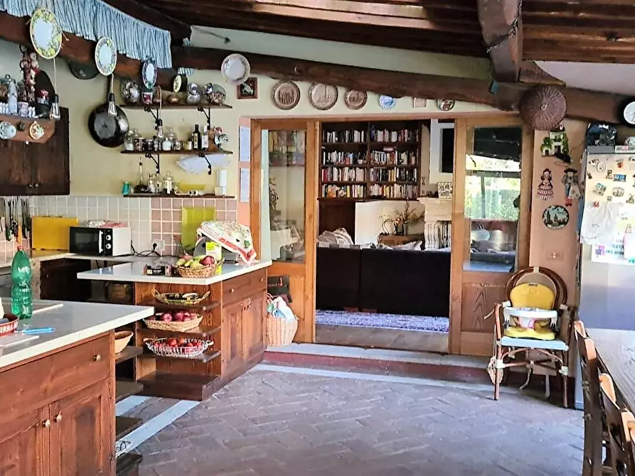 Immagine 3 di Villa in vendita  a Gaiole In Chianti