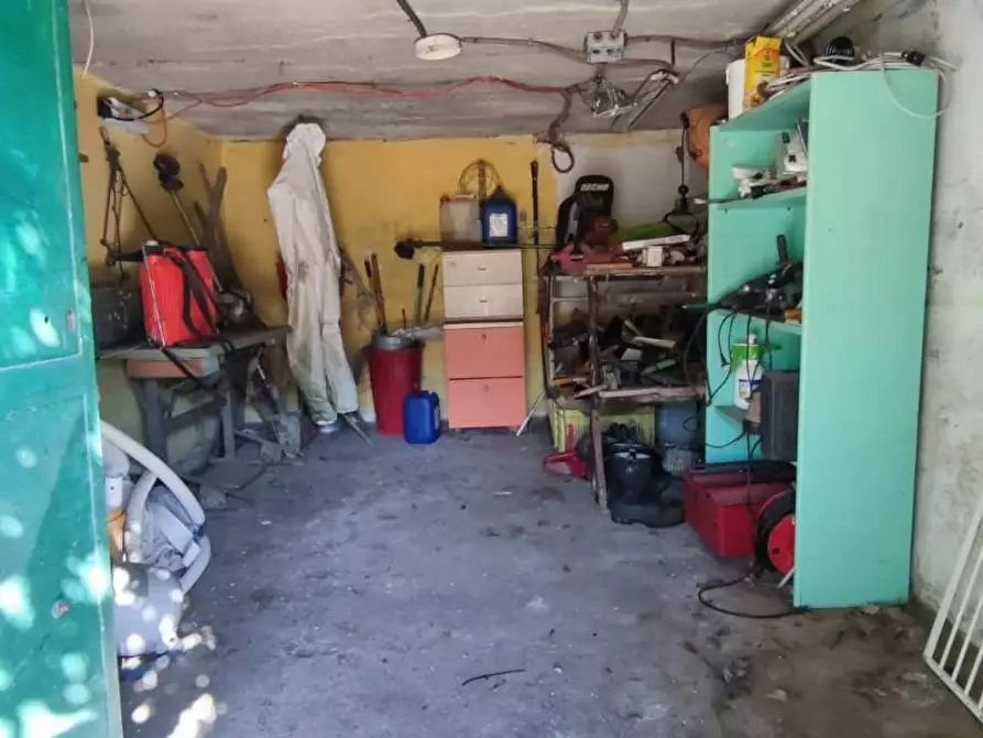 Immagine 26 di Casa semindipendente in vendita  a Lucca