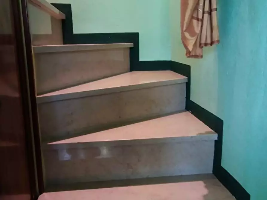 Immagine 16 di Casa semindipendente in vendita  a Lucca