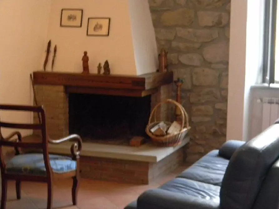 Immagine 12 di Casa indipendente in vendita  a Licciana Nardi