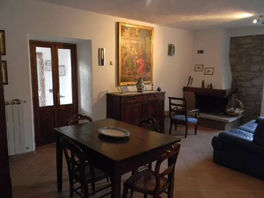 Immagine 3 di Casa indipendente in vendita  a Licciana Nardi