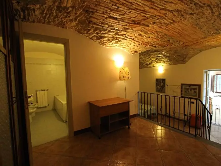 Immagine 9 di Appartamento in vendita  a Fosdinovo