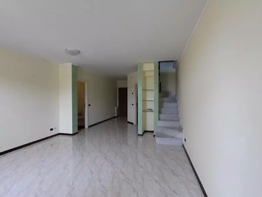 Immagine 2 di Villetta a schiera in vendita  a La Spezia