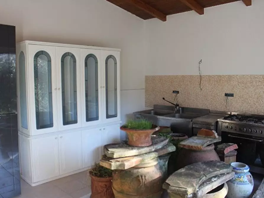Immagine 1 di Casa bifamiliare in vendita  a Sarzana
