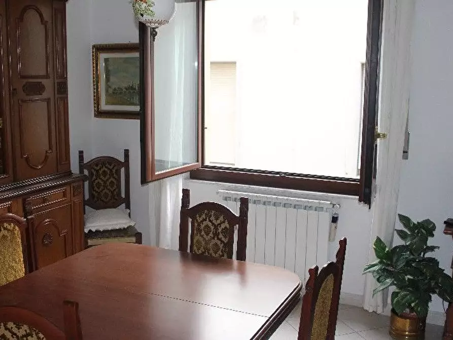 Immagine 4 di Appartamento in vendita  a La Spezia