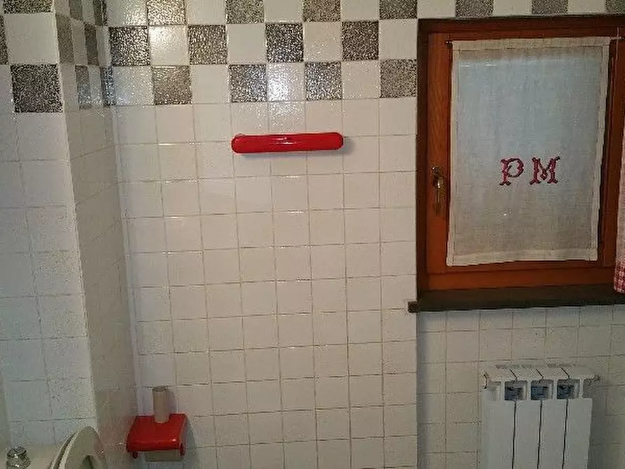 Immagine 15 di Appartamento in vendita  a La Spezia