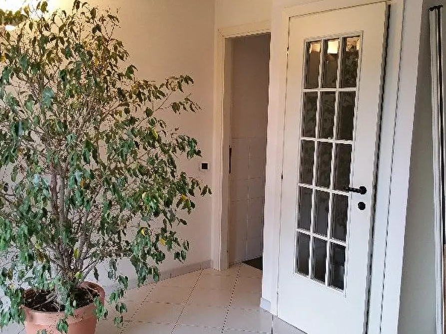 Immagine 2 di Appartamento in vendita  a La Spezia