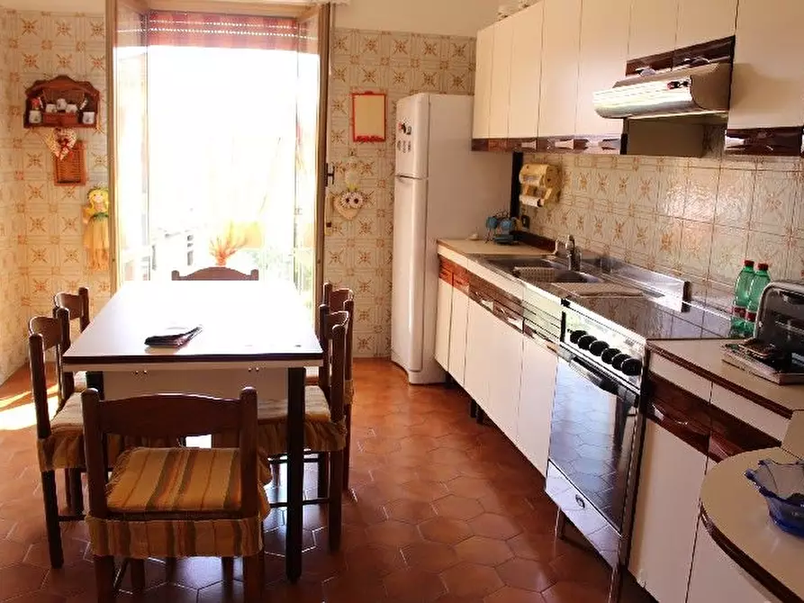 Immagine 7 di Appartamento in vendita  a La Spezia