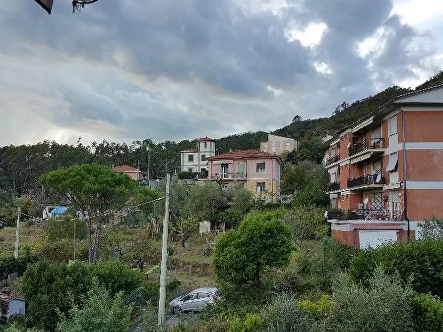 Immagine 6 di Appartamento in vendita  a Vezzano Ligure