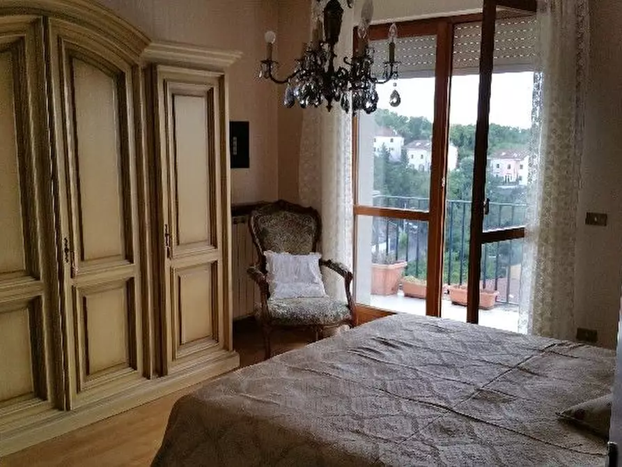 Immagine 3 di Appartamento in vendita  a Vezzano Ligure