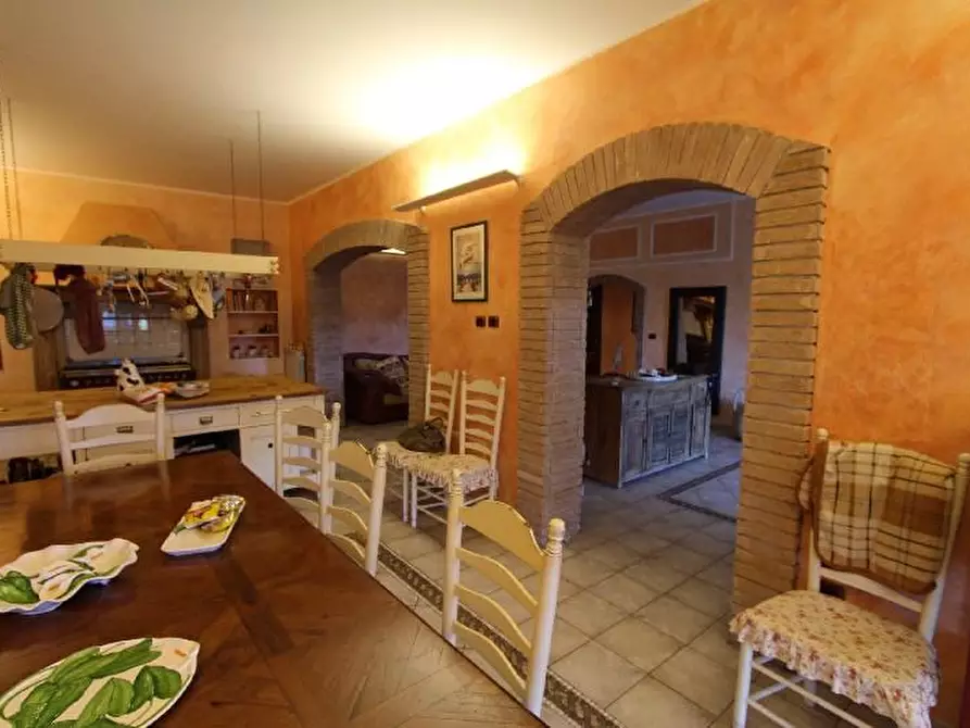 Immagine 12 di Casa semindipendente in vendita  a Beverino