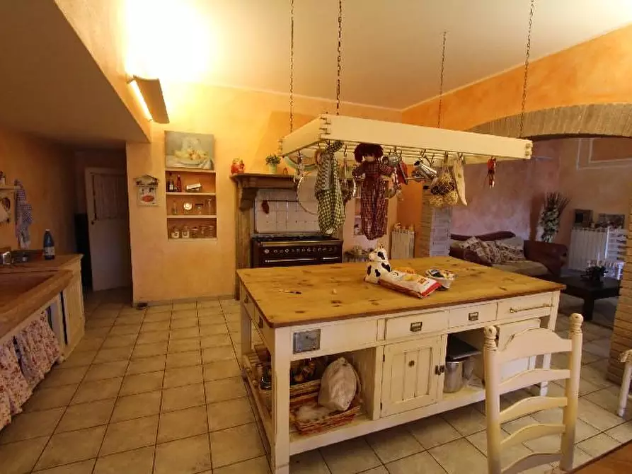 Immagine 7 di Casa semindipendente in vendita  a Beverino