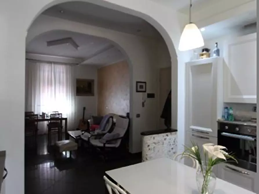 Immagine 4 di Casa semindipendente in vendita  a La Spezia