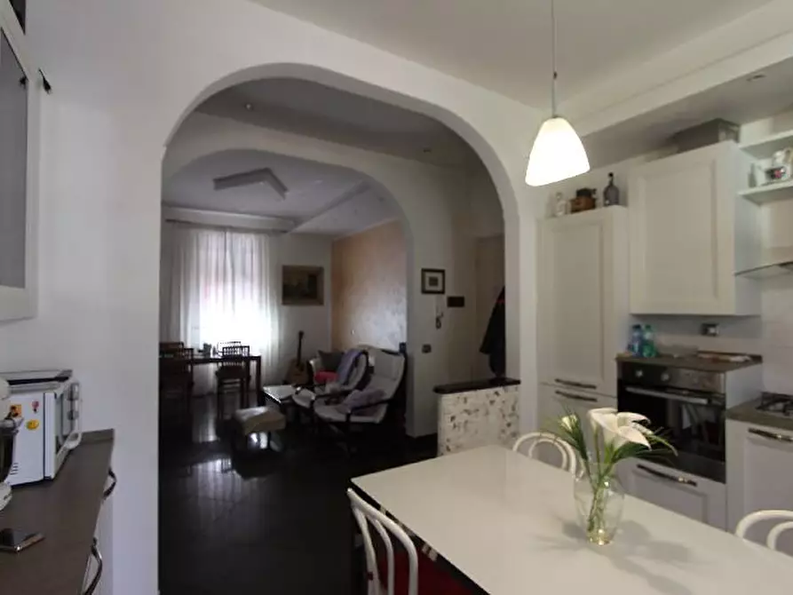 Immagine 9 di Casa semindipendente in vendita  a La Spezia