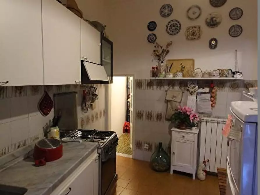 Immagine 6 di Appartamento in vendita  a Ameglia