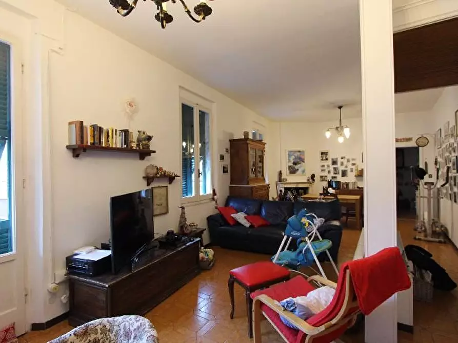 Immagine 13 di Appartamento in vendita  a Ameglia