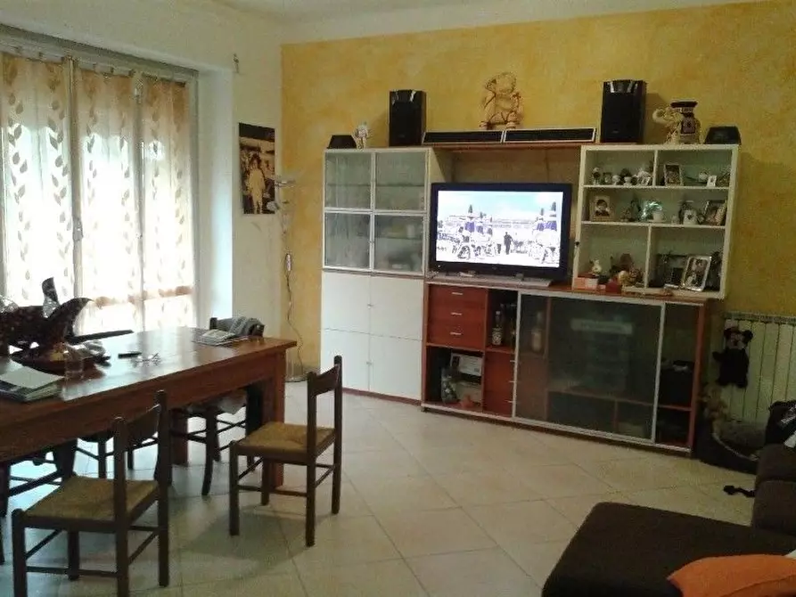 Immagine 6 di Appartamento in vendita  a La Spezia