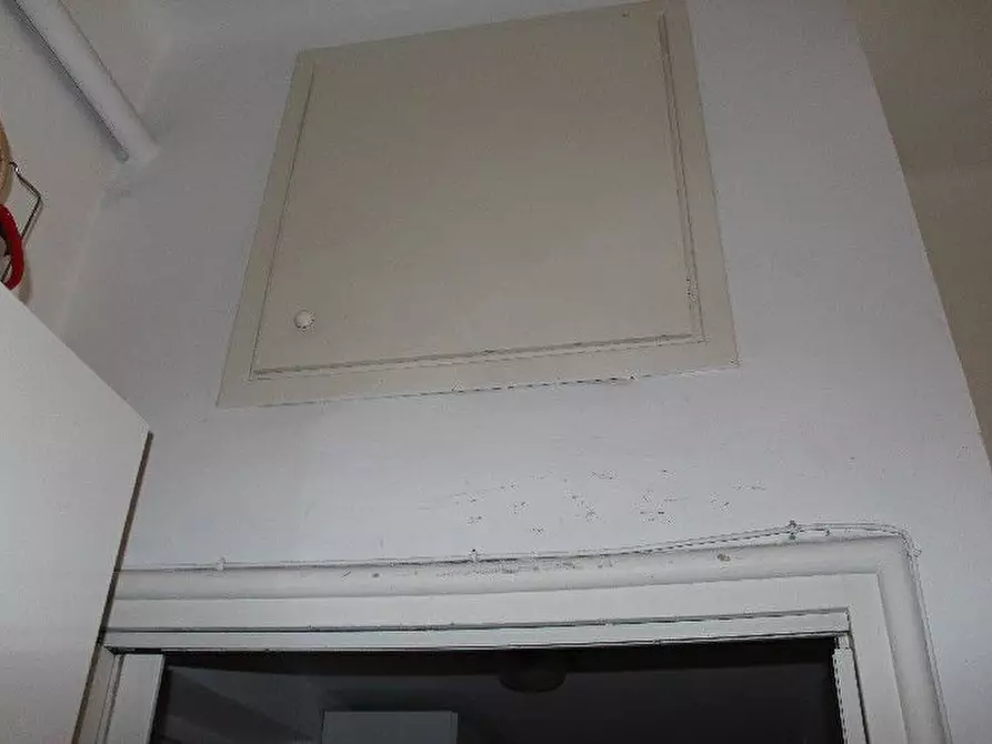 Immagine 13 di Appartamento in vendita  a La Spezia