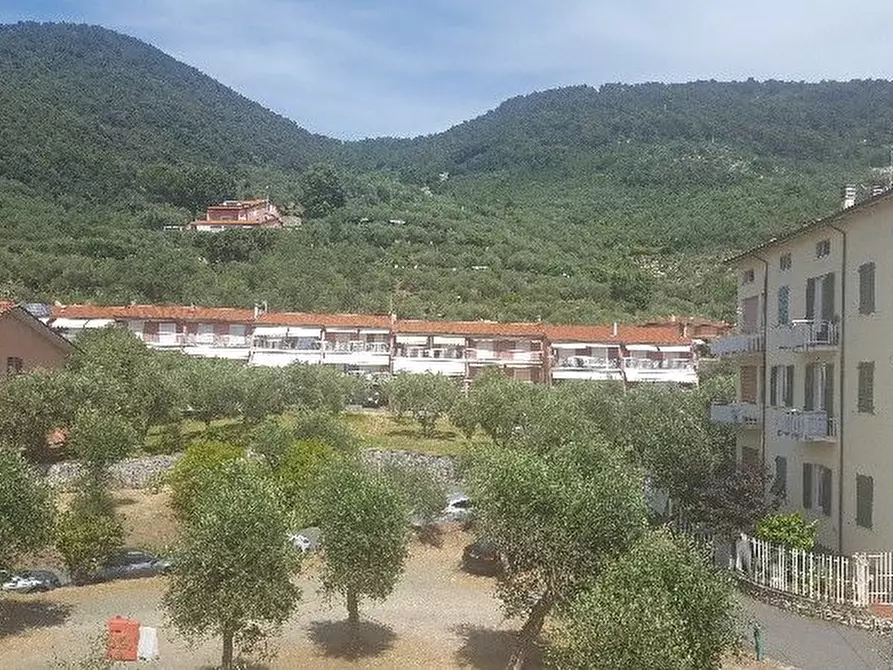 Immagine 8 di Appartamento in vendita  a Lerici