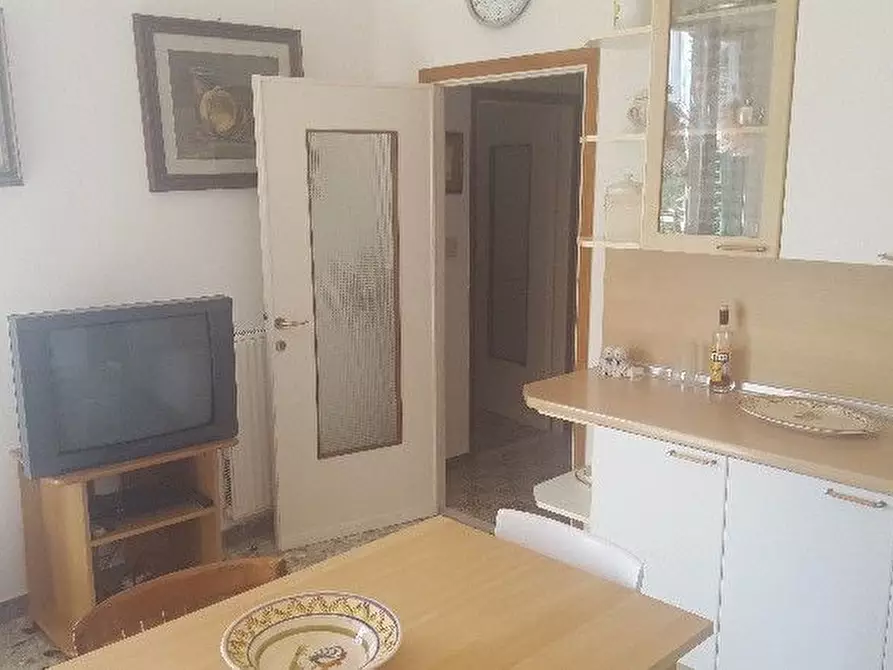Immagine 14 di Appartamento in vendita  a Lerici