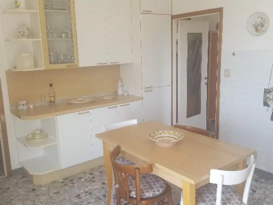 Immagine 5 di Appartamento in vendita  a Lerici