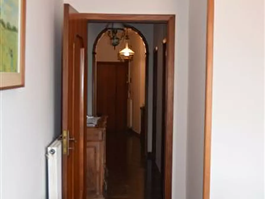 Immagine 6 di Appartamento in vendita  a La Spezia