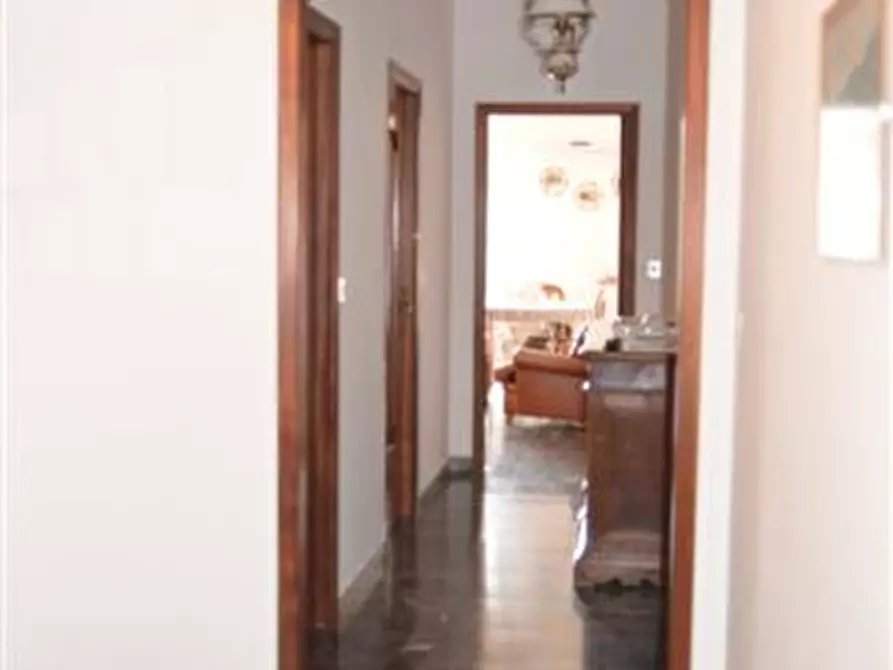 Immagine 4 di Appartamento in vendita  a La Spezia