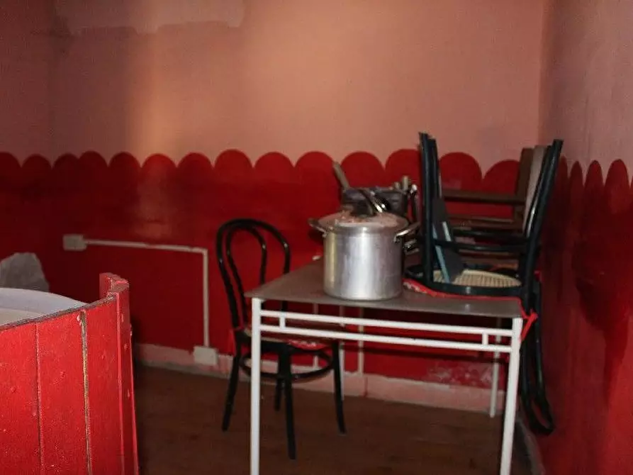 Immagine 8 di Casa indipendente in vendita  a La Spezia