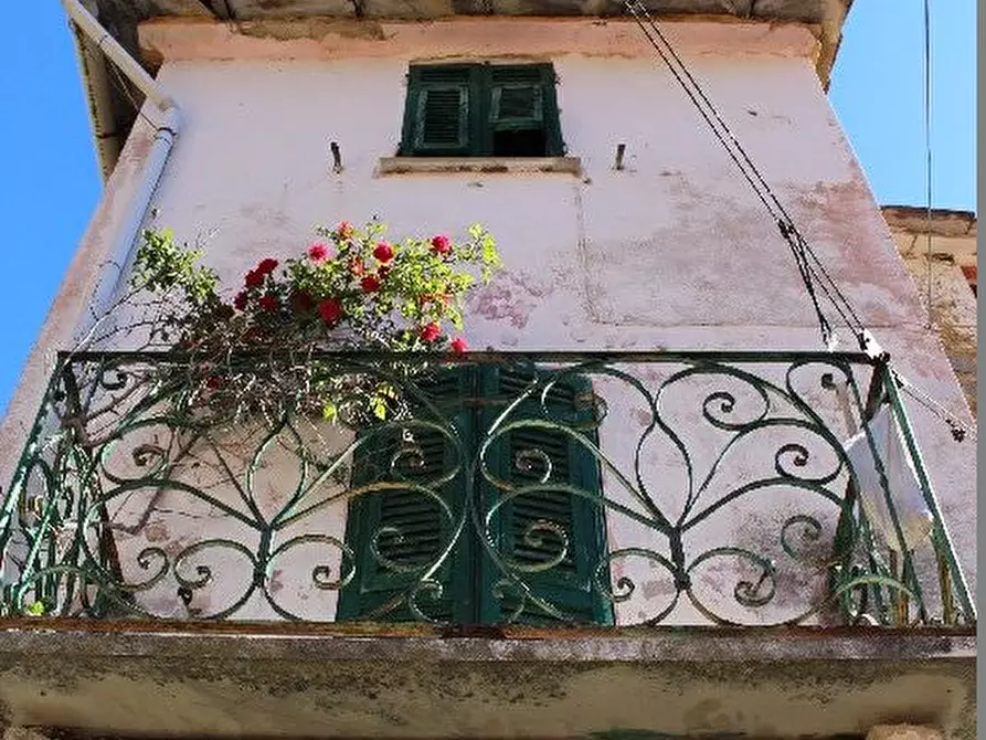 Immagine 6 di Casa indipendente in vendita  a La Spezia