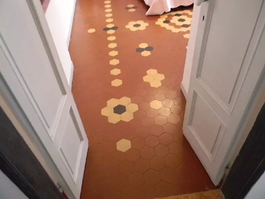 Immagine 13 di Appartamento in vendita  a Lerici