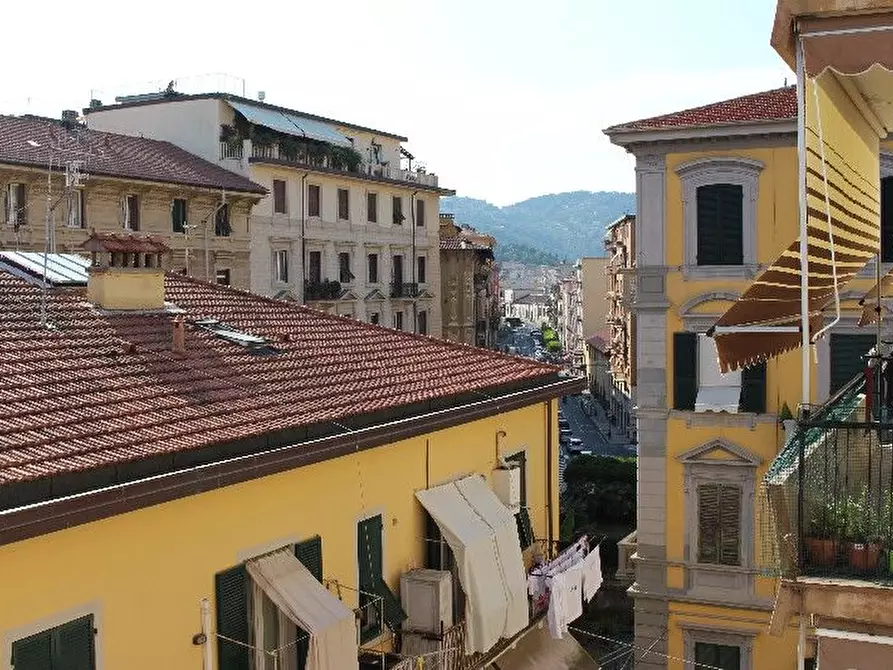 Immagine 21 di Appartamento in vendita  a La Spezia