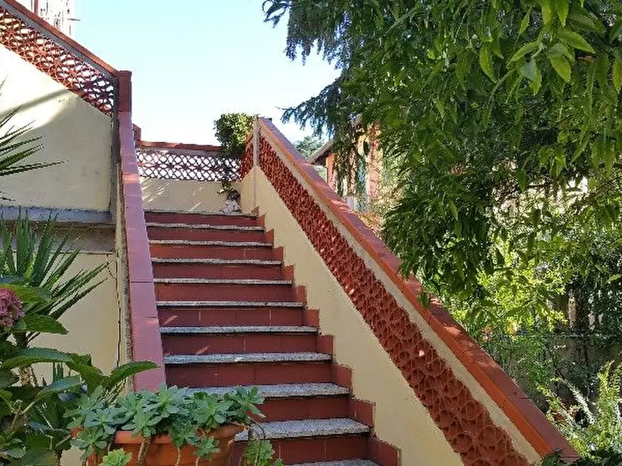 Immagine 6 di Casa semindipendente in vendita  a La Spezia