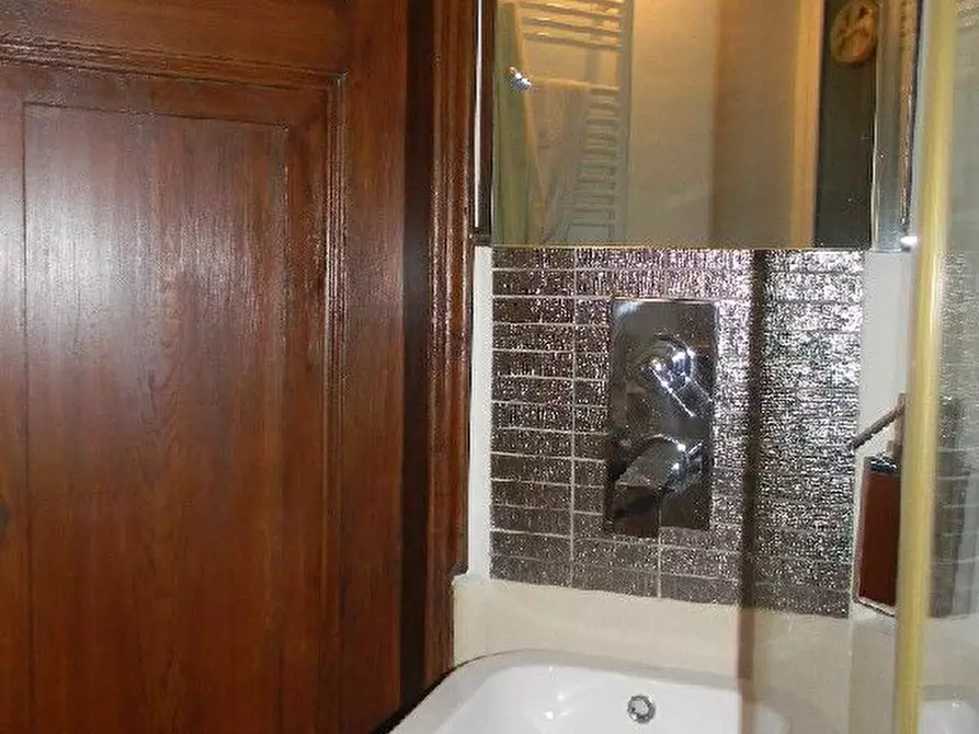 Immagine 2 di Appartamento in vendita  a La Spezia