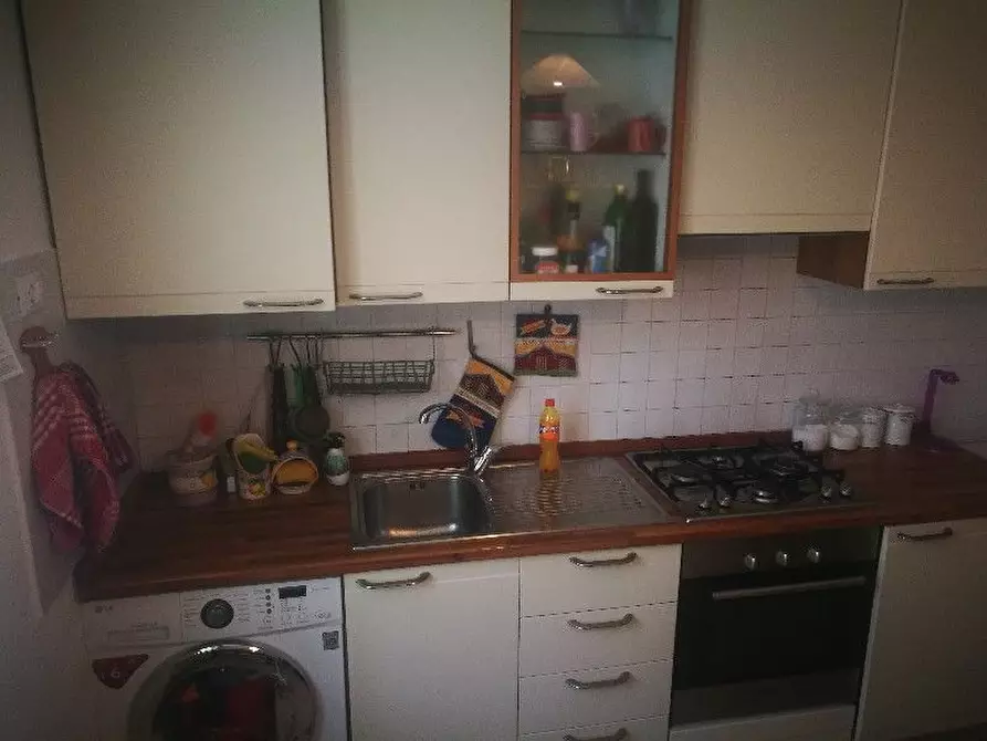 Immagine 8 di Appartamento in vendita  a La Spezia