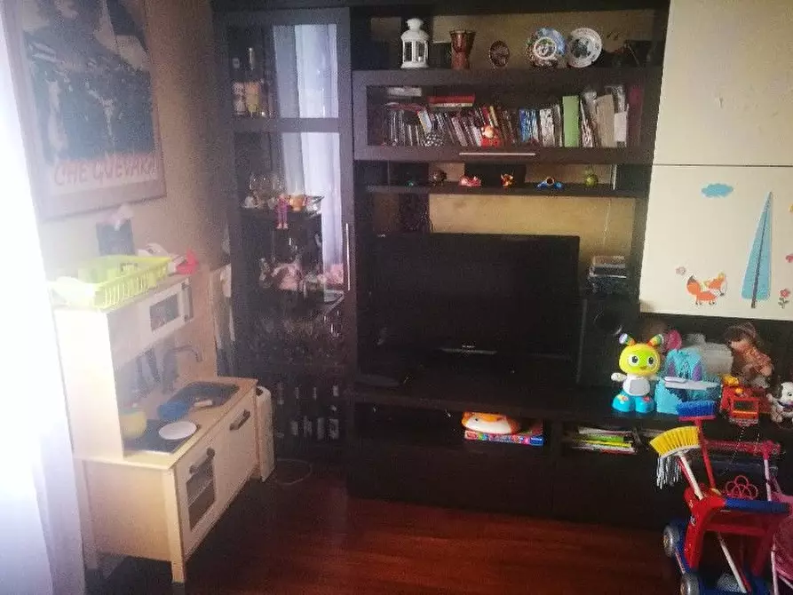 Immagine 11 di Appartamento in vendita  a La Spezia