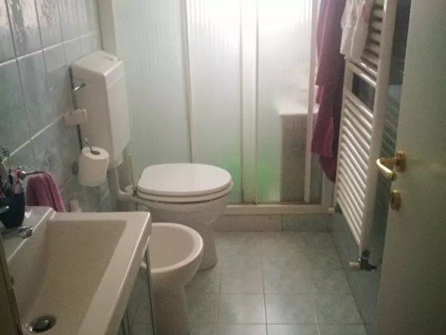 Immagine 10 di Appartamento in vendita  a La Spezia