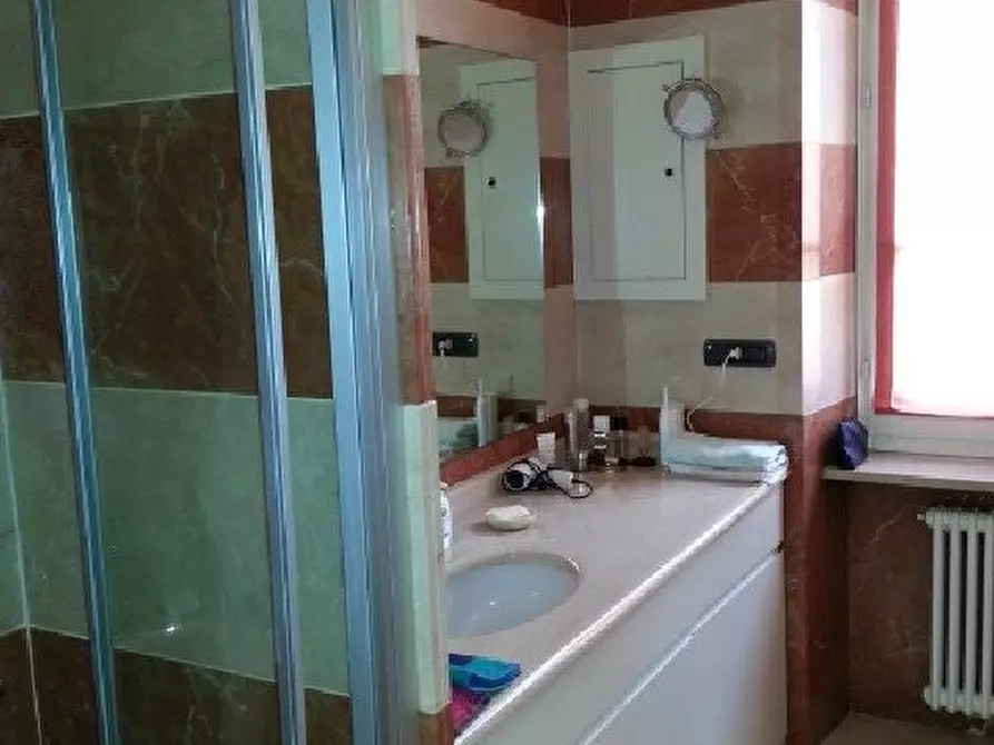 Immagine 7 di Appartamento in vendita  a La Spezia