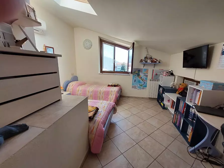 Immagine 23 di Porzione di casa in vendita  a Carrara