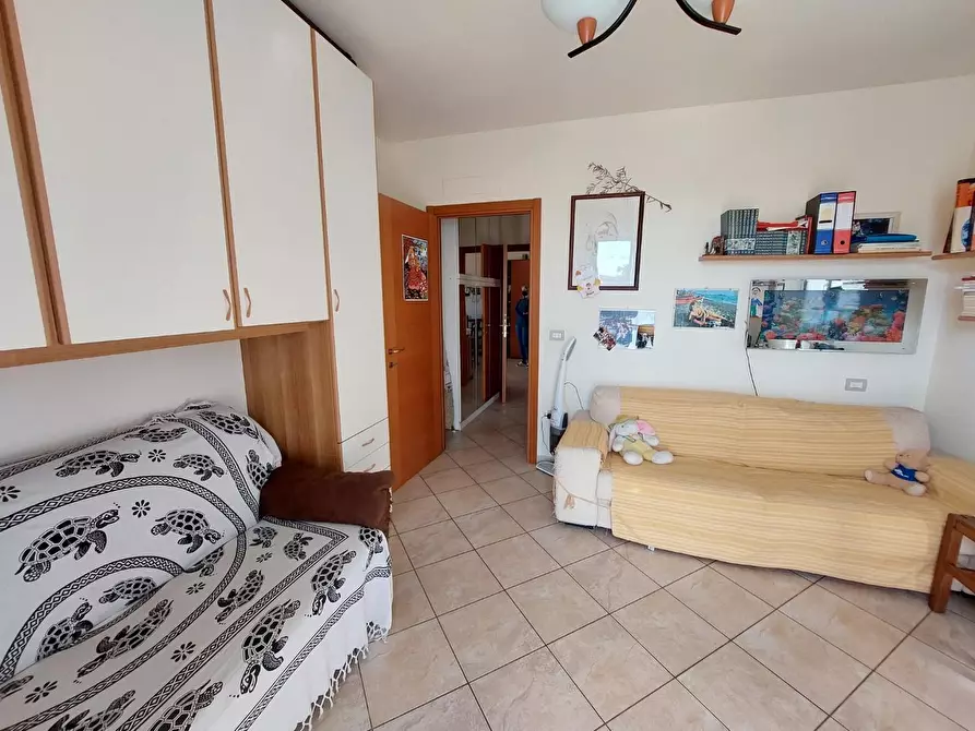 Immagine 7 di Porzione di casa in vendita  a Carrara