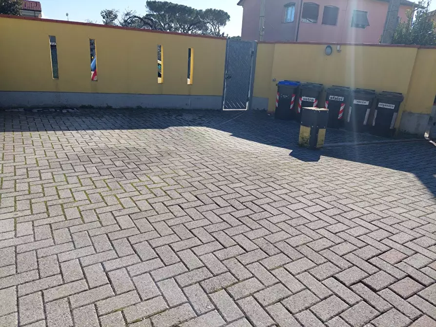 Immagine 31 di Porzione di casa in vendita  a Carrara