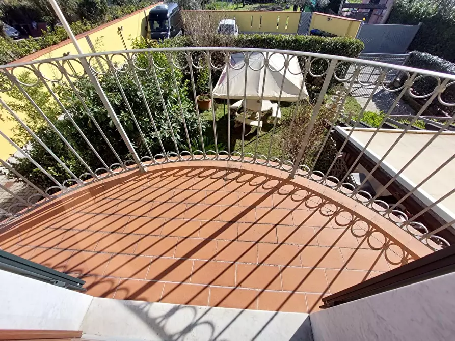 Immagine 6 di Porzione di casa in vendita  a Carrara