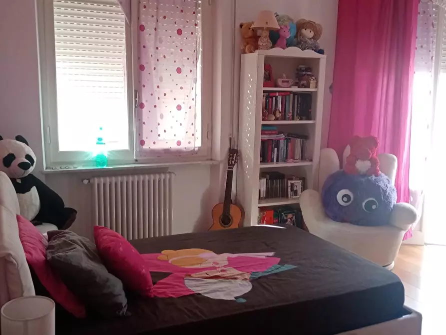 Immagine 10 di Mansarda in vendita  a Aulla