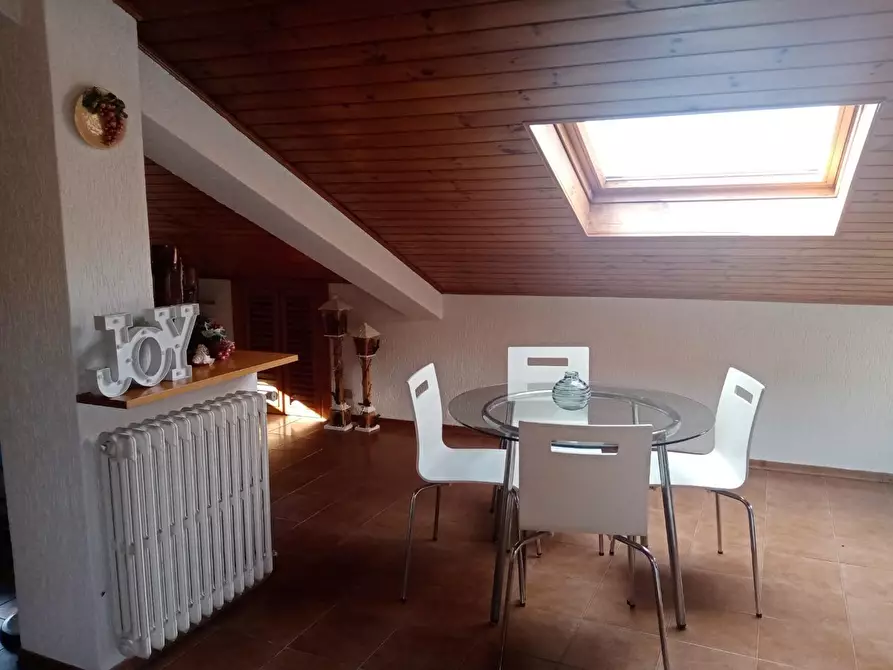 Immagine 15 di Mansarda in vendita  a Aulla