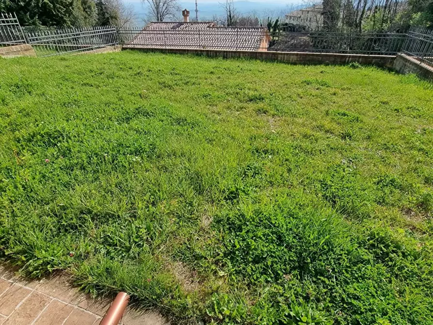 Immagine 3 di Casa bifamiliare in vendita  a Chianni