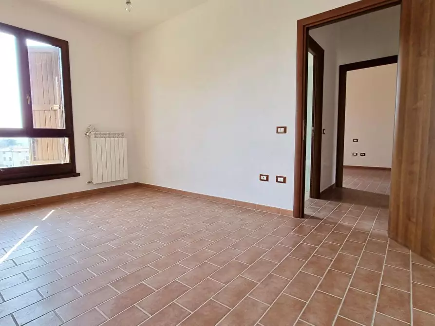 Immagine 5 di Casa bifamiliare in vendita  a Chianni