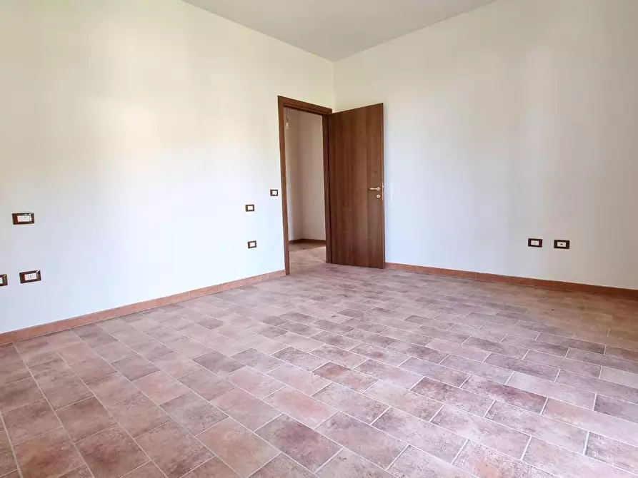 Immagine 3 di Villa in vendita  a Chianni