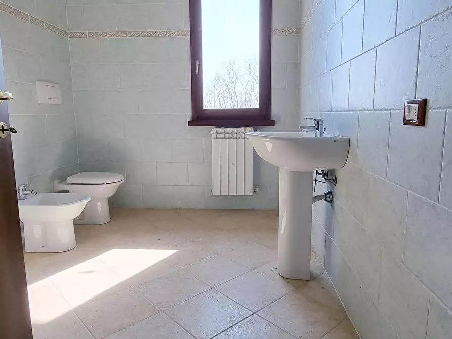 Immagine 9 di Villa in vendita  a Chianni