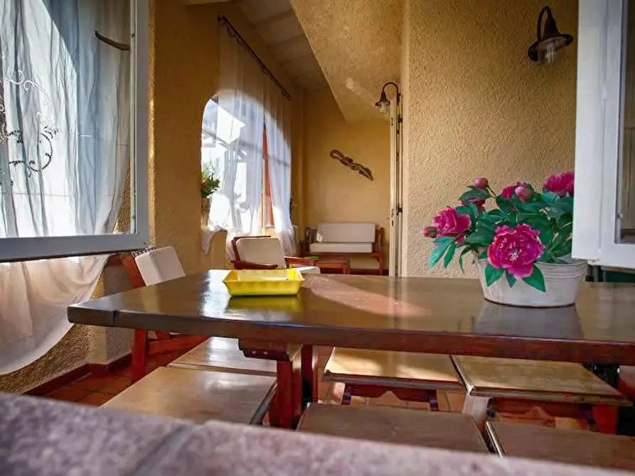 Immagine 11 di Casa bifamiliare in affitto  a Montignoso